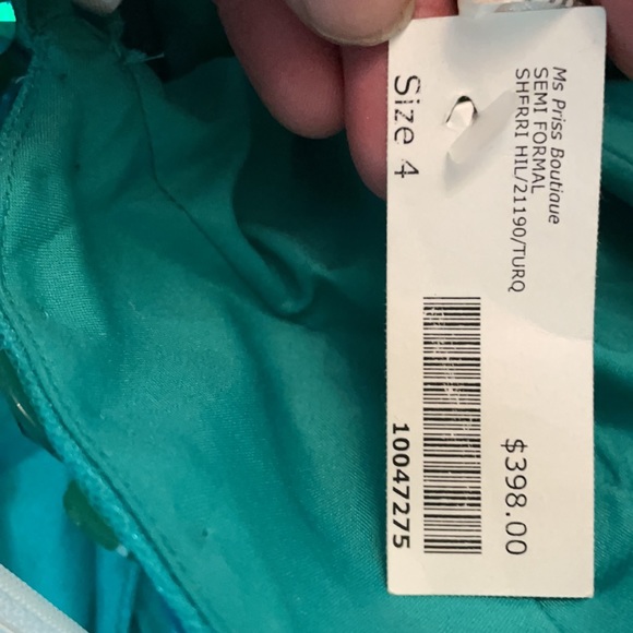 NWT Sherri hill semi formal size 4 - Picture 2 of 3